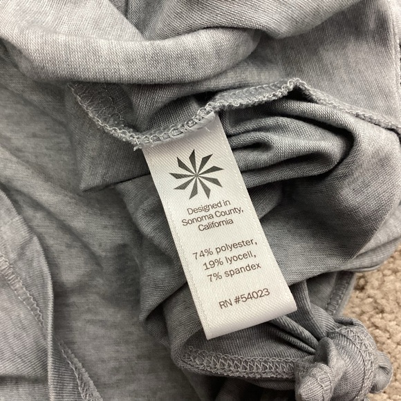 Athleta Essence Tie Back Tank Top Size XS - Picture 7 of 8